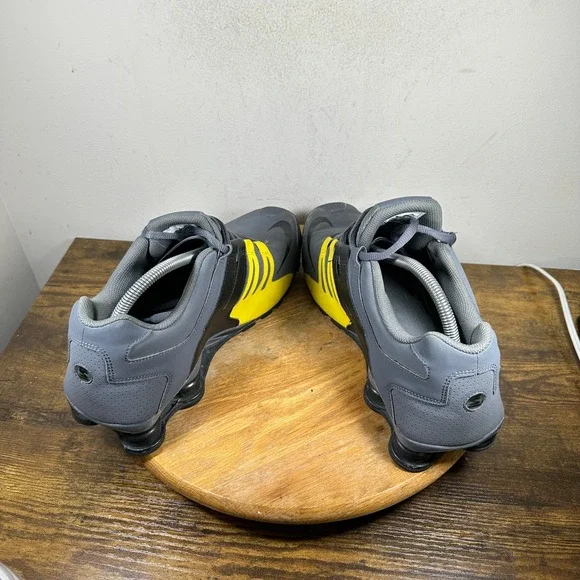 Nike Shox Nz Mens Grey Yellow Athletic Running Shoes Size 11.5 633631-070